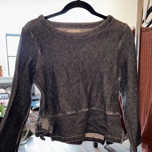 Chic Black Ribbed Sweater